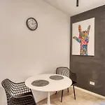 Lägenhet Old Town Apartments Bratianu - City Center Stay