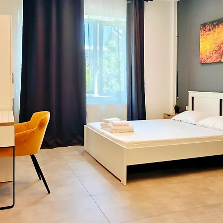 Old Town Cozy Bratianu - Pumo Apartment