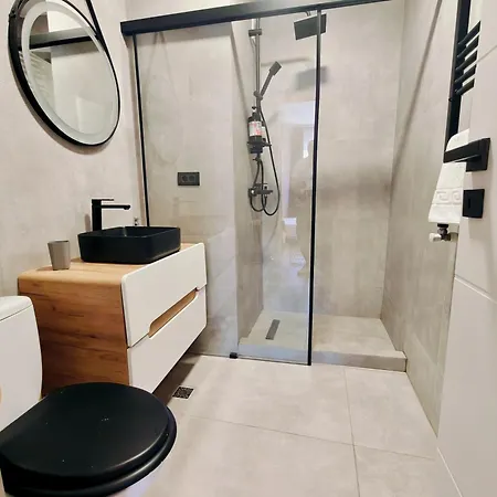 Old Town Cozy Bratianu - Pumo Apartment