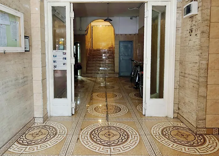 Old Town Cozy Bratianu - Pumo Apartman