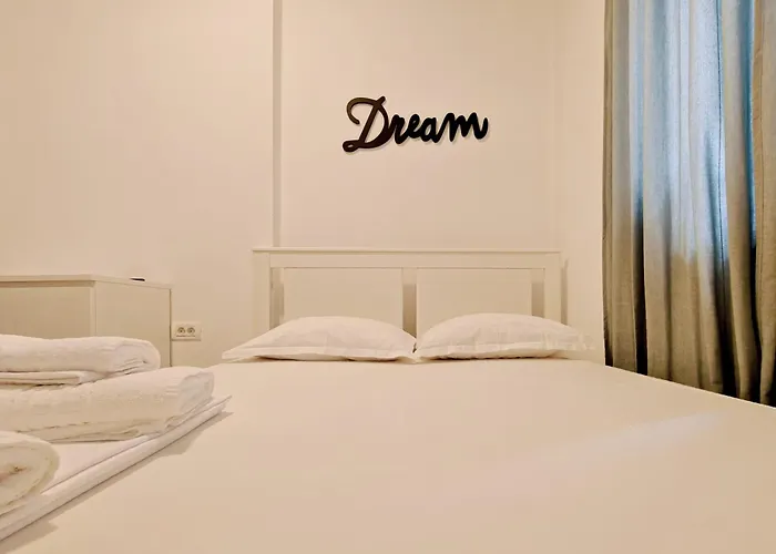 Old Town Cozy Bratianu - Pumo Apartman