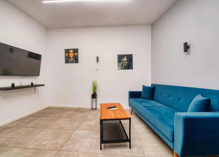 Old Town Cozy Bratianu - Pumo דירה