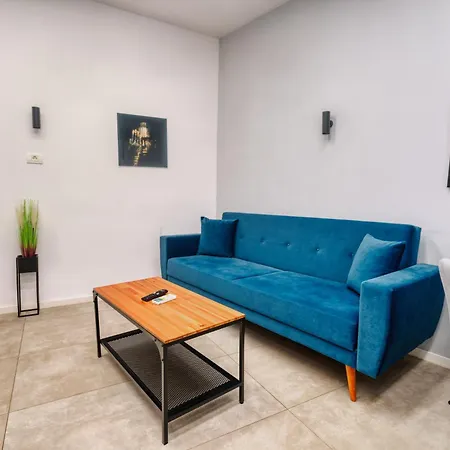 Lejlighed Old Town Apartments Bratianu - City Center Stay *